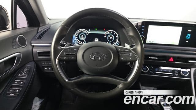 Hyundai Sonata 2021 — Фото 13/20