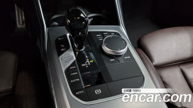 BMW 3 Series 2021 — Şəkil 9/20