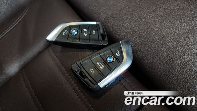BMW 3 Series 2021 — Şəkil 16/20