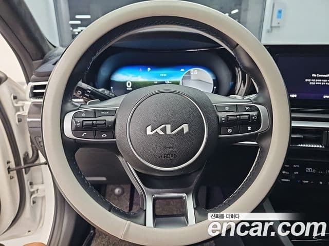 Kia K5 2022 — Şəkil 11/20