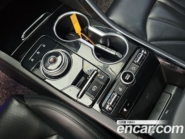 Kia K5 2022 — Şəkil 12/20