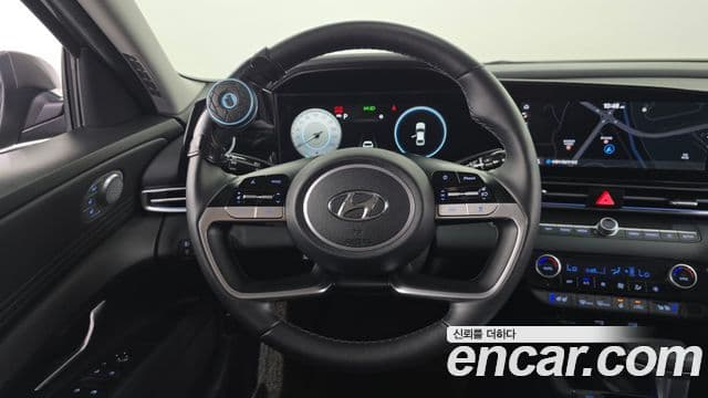 Hyundai Avante 2021 — ფოტო 14/20