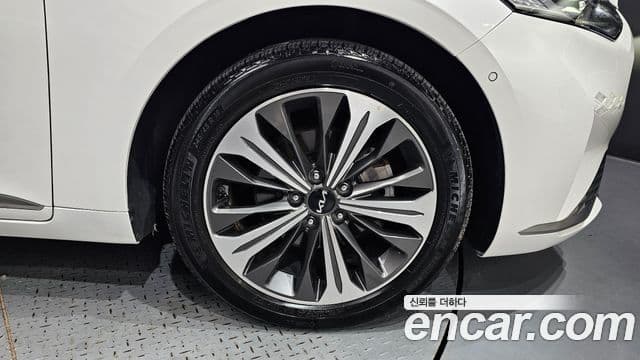Kia K8 2022 — Şəkil 5/20