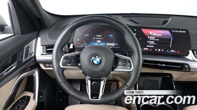 BMW X1 2025 — ფოტო 13/20