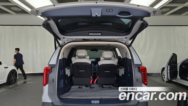 Kia Carnival 2024 — Фото 20/20