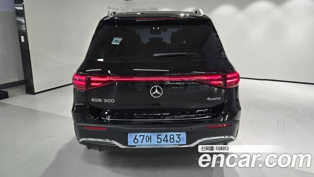 Mercedes-Benz EQB 2025 — ფოტო 18/20