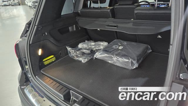 Mercedes-Benz EQB 2025 — ფოტო 7/20