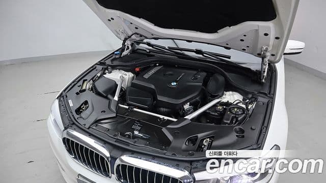 BMW 5 Series 2019 — Фото 5/20