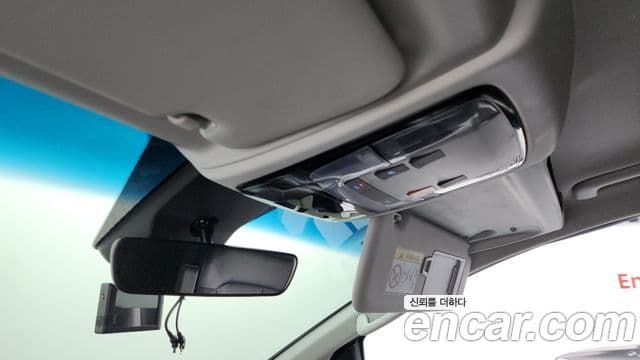 Hyundai Staria 2023 — ფოტო 20/20