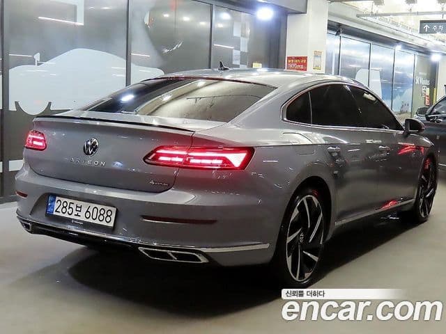 Volkswagen Arteon 2022 — Şəkil 9/20