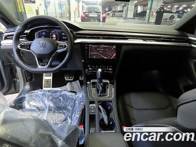 Volkswagen Arteon 2022 — Şəkil 8/20