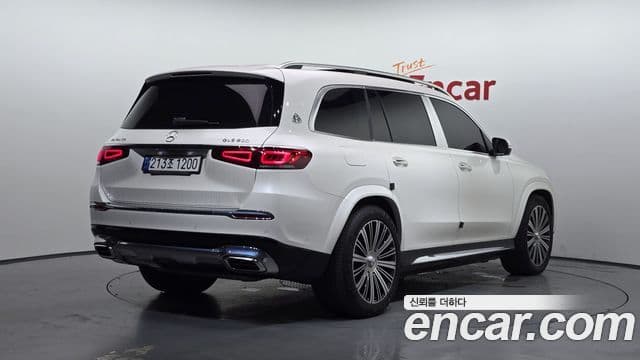 Mercedes-Benz GLS-Class 2023 — Photo 3/32