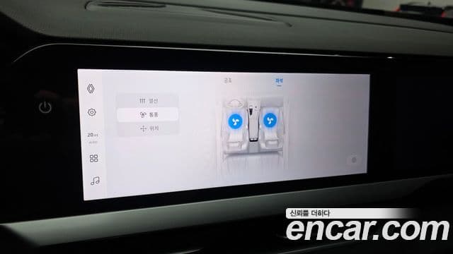 Renault Samsung Grand Koleos 2025 — Şəkil 31/32