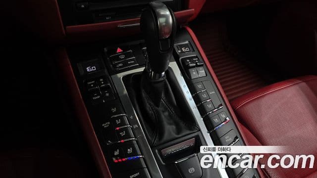 Porsche Macan 2018 — ფოტო 9/20