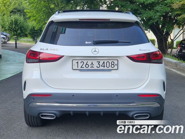Mercedes-Benz GLA-Class 2023 — Şəkil 3/20