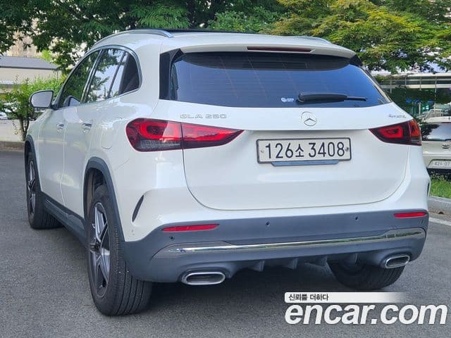 Mercedes-Benz GLA-Class 2023 — Şəkil 5/20