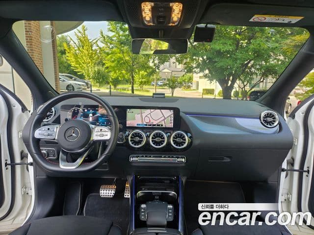 Mercedes-Benz GLA-Class 2023 — Şəkil 9/20