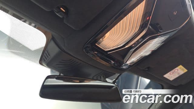 BMW 7 Series 2021 — фото 20 из 20