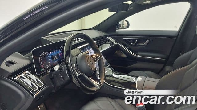Mercedes-Benz S-Class 2025 — ფოტო 15/18