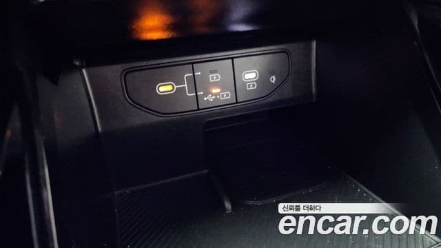 Kia Sorento 2024 — Фото 15/20