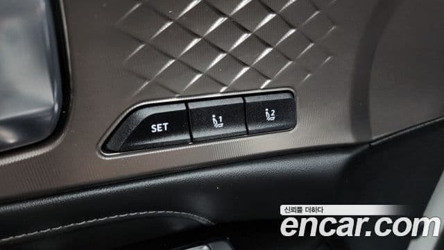 Kia Sorento 2024 — Фото 19/20