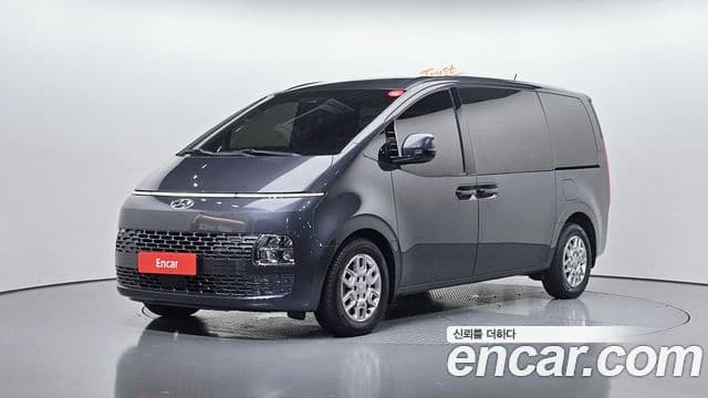 Hyundai Staria 2021 — ფოტო 1/20