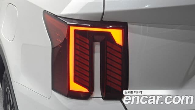 Kia Sorento 2024 — ფოტო 14/33