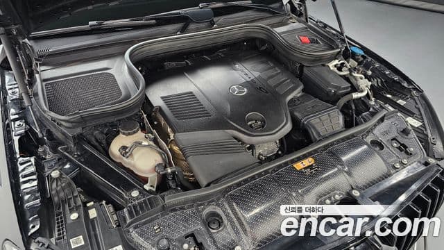 Mercedes-Benz GLE-Class 2019 — Şəkil 6/20