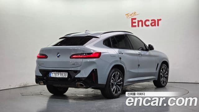 BMW X4 2024 — Фото 2/20