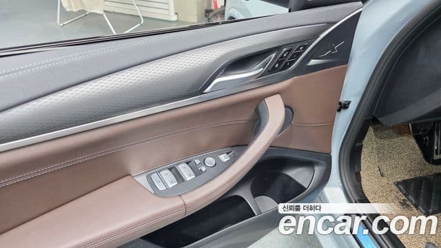 BMW X4 2024 — Photo 13/35