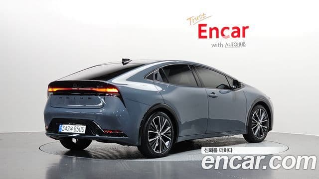 Toyota Prius 2024 — Photo 31/32