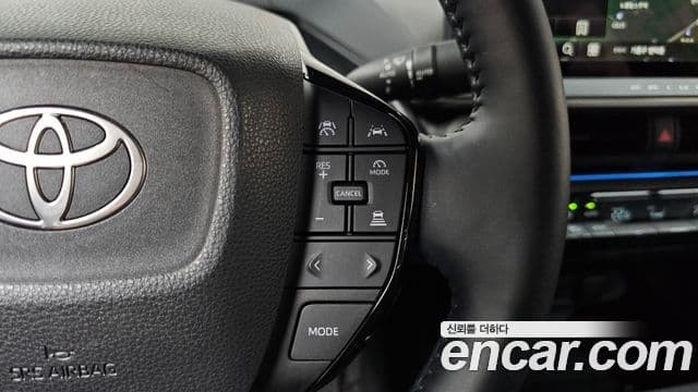 Toyota Prius 2024 — Photo 9/32