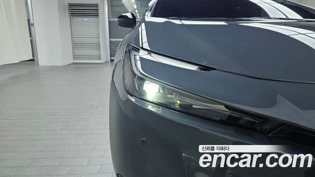 Toyota Prius 2024 — Photo 10/32