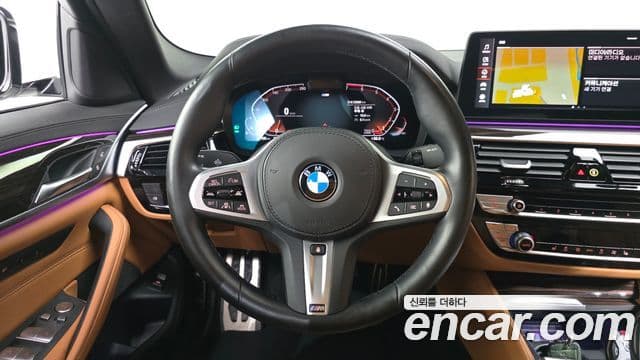 BMW 5 Series 2021 — Фото 13/20