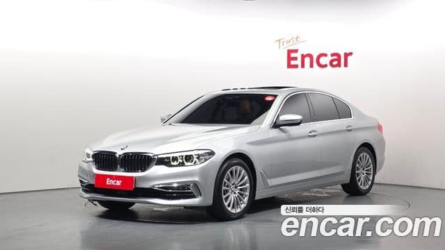 BMW 5 Series 2020 — Şəkil 1/20
