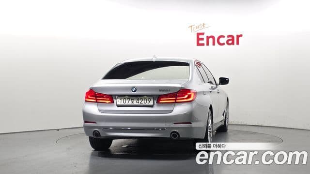 BMW 5 Series 2020 — Şəkil 4/20