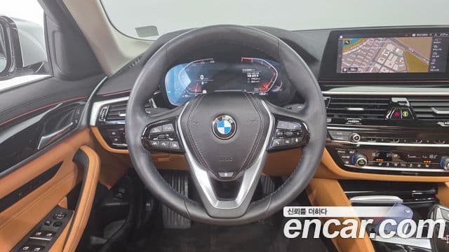 BMW 5 Series 2020 — Şəkil 14/20