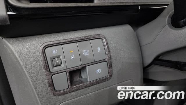 Hyundai Staria 2024 — Şəkil 12/34