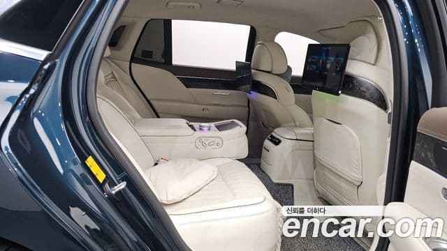 Genesis G90 2022 — ფოტო 12/20