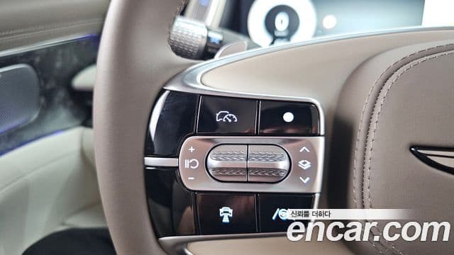Genesis G90 2022 — ფოტო 16/20