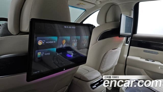 Genesis G90 2022 — ფოტო 19/20