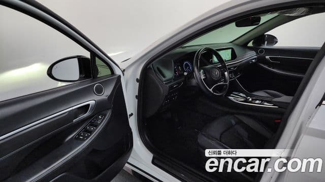 Hyundai Sonata 2021 — Фото 10/20