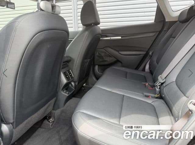 Kia Seltos 2022 — Şəkil 7/14