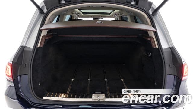 Mercedes-Benz GLS-Class 2021 — Photo 3/20