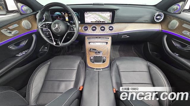 Mercedes-Benz E-Class 2022 — Фото 7/20