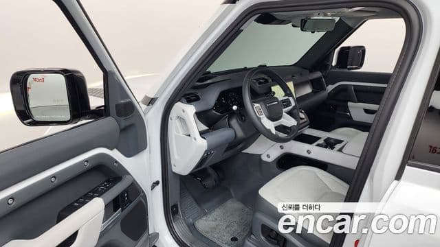 Land Rover Defender 2025 — Şəkil 10/20