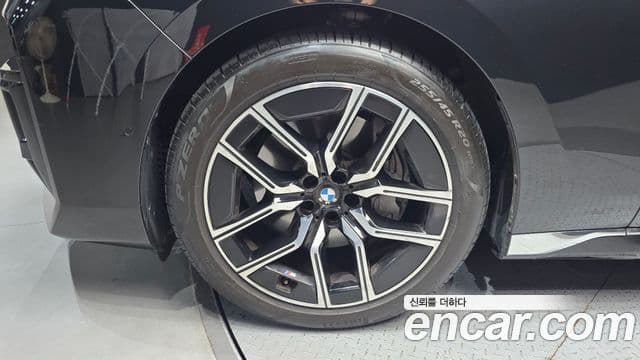BMW 7 Series 2025 — ფოტო 5/20