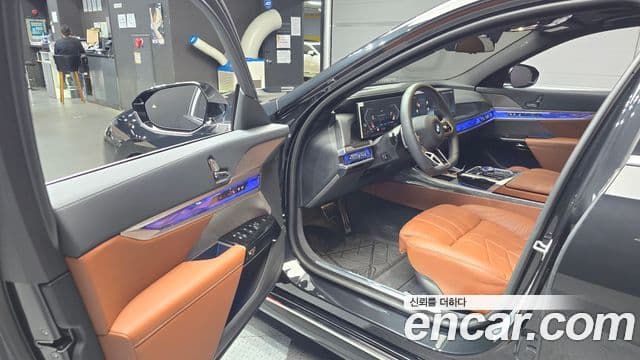 BMW 7 Series 2025 — ფოტო 10/20