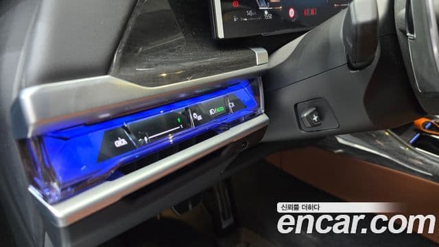 BMW 7 Series 2025 — ფოტო 18/20