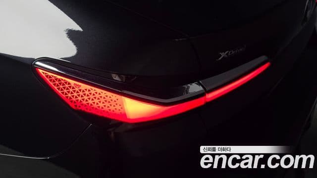 BMW 7 Series 2025 — Photo 18/32